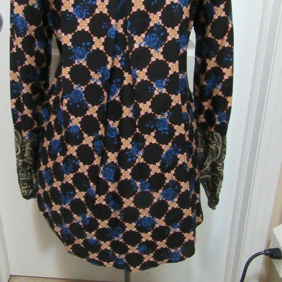 New L/ S Ladies Blouse Look no buttons M & L - Picture 12 of 15